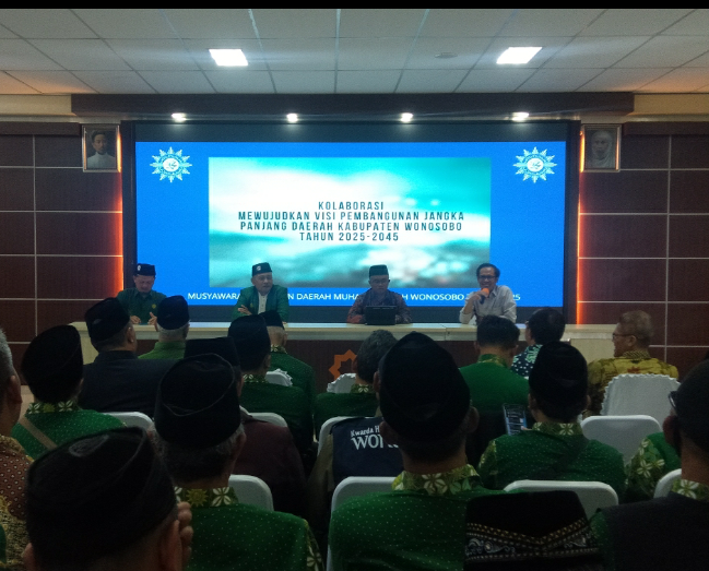 LAUNCHING PROGRAM DAN PERUMUSAN STRATEGI DALAM MUSYPIMDA MUHAMMADIYAH WONOSOBO