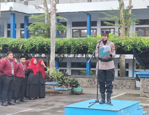 JELANG  ASESMEN SUMATIF TENGAH SEMESTER (ASTS), SMK MUTU WONOSOBO GELAR APEL KEDISIPLINAN DENGAN POLRES WONOSOBO