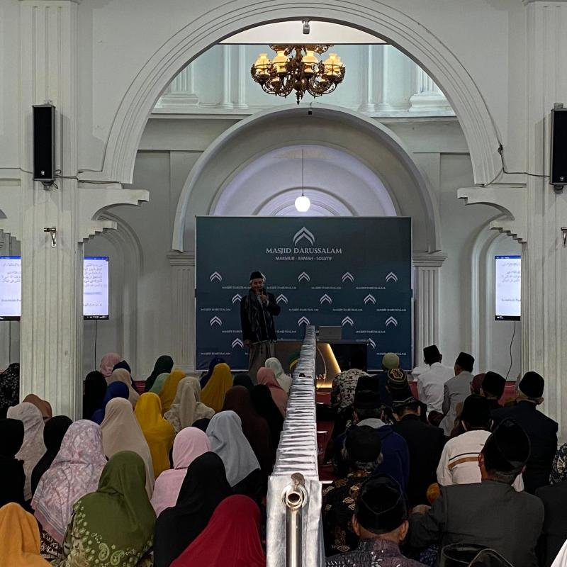 Meriah ! Pengajian Ahad Pagi PCM   Mojotengah, sekitar 300 Jamaah Padati Pasar Murah di Masjid Darussalam Kalibeber