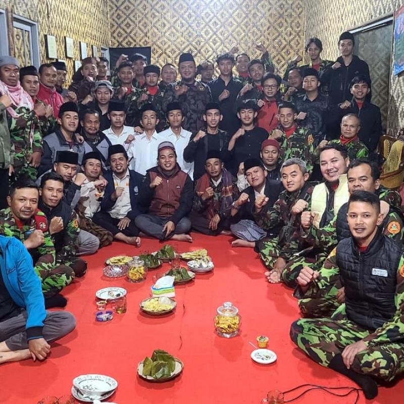 CAKRA BAYU Membara! Ratusan Prajurit Matahari Padati Ranting Al Mansyur: Satu Komando, Satu Shaf Menuju Syurga!