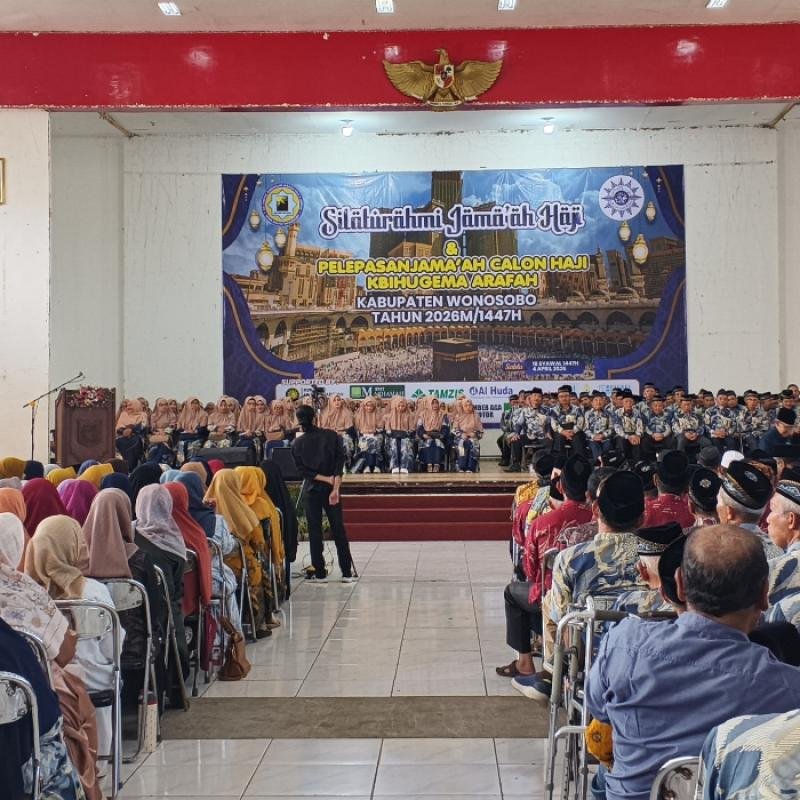 Ribuan Jamaah Hadir Dalam Silaturahmi Jamaah Haji dan Pelepasan Calon Jamaah Haji KBIHU Gema Arofah Tahun 2026