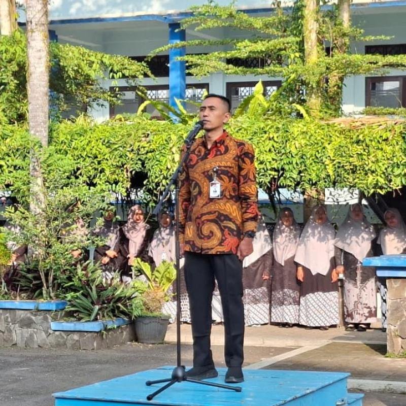 Kartini Masa Kini: Semangat Emansipasi dan Prestasi Menggema di SMK Mutu Wonosobo