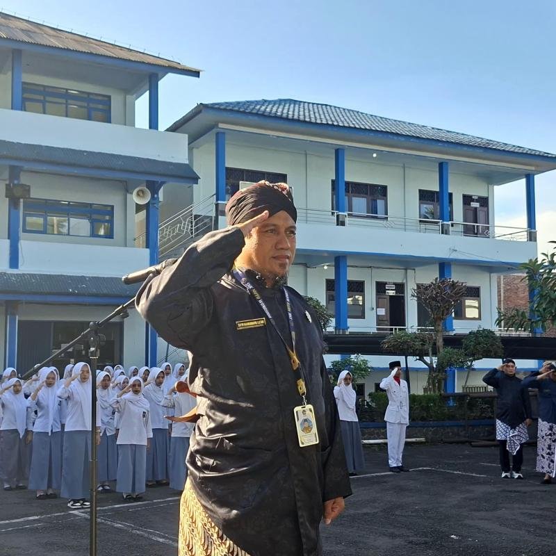 SMK Mutu Wonosobo Peringati Hardiknas 2026, Tekankan Pembentukan Karakter Generasi Unggul