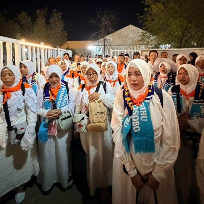 Jadwal Geser ke Mina Rilis, Ini Arti Stiker Putih dan Kuning di Bus Jemaah Gema Arafah