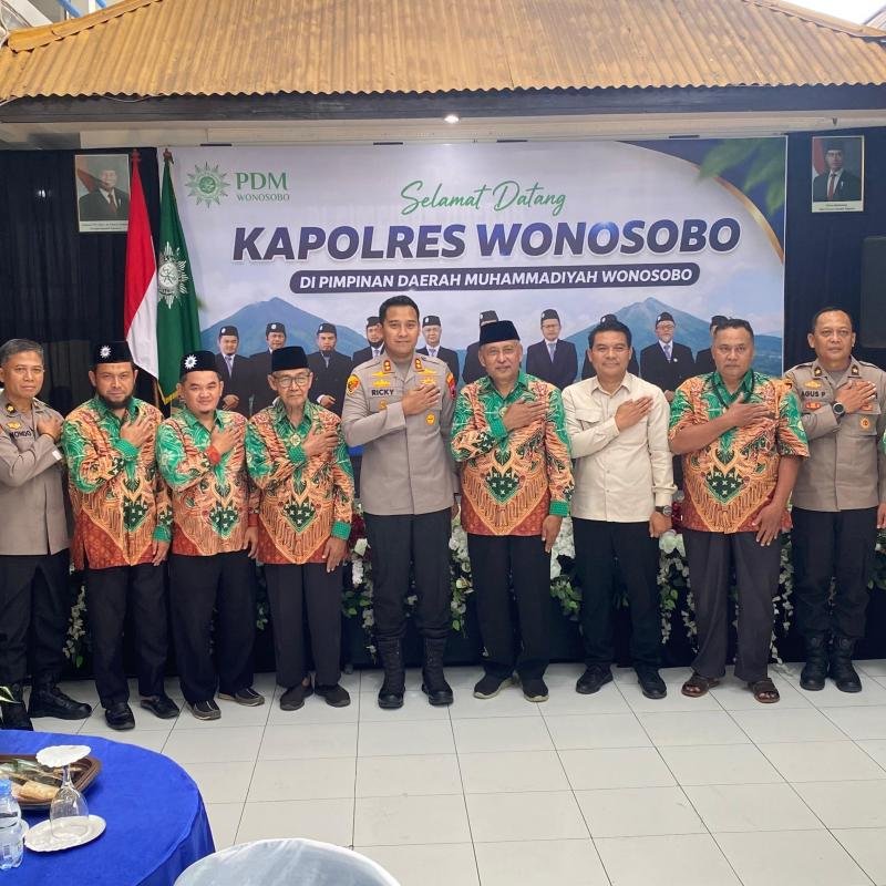 Perkuat Sinergi Dakwah dan Keamanan, Kapolres Wonosobo yang Baru Silaturahmi ke PDM Wonosobo