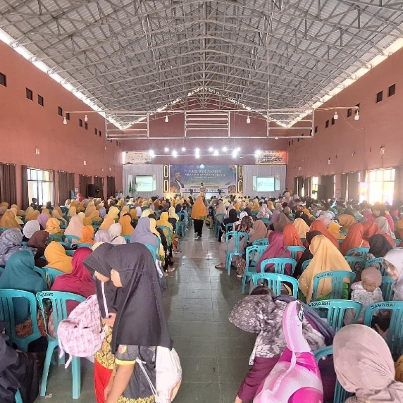 Ribuan Warga Meriahkan Tabligh Akbar Milad Muhammadiyah ke-113 PCM Selomerto