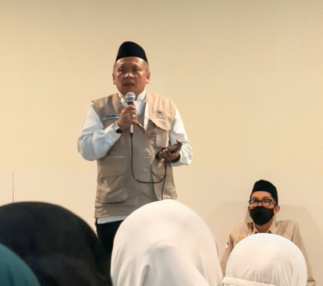 Gelar Pembinaan Manasik di Sektor 8, Ustd Dr Fathurahman Kamal Kupas Tuntas Kiat Raih Haji Mabrur  - Gambar 6