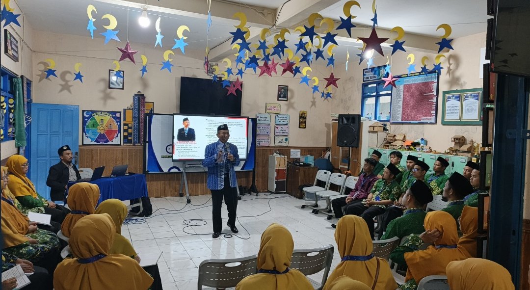 51 Guru dan Karyawan SD Muhammadiyah Sudagaran Siap ‘Digembleng’ Jadi Kader Ideologis dan Profesional di Baitul Arqam - Gambar 5