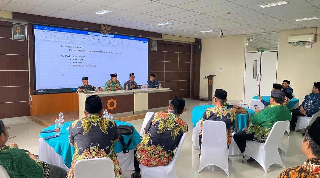 Jangan Biarkan Muhammadiyah Kehilangan Ruh Perjuangan, Ini Pesan Penting PWM Jateng Dalam Rakor PDM/PDA Se-Kedu Raya di Wonosobo - Gambar 4