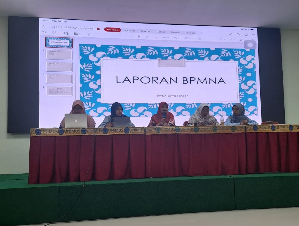 Sabet Penghargaan Prestisius ! PDNA Wonosobo Berjaya di Panggung Nasyiah Award dalam Konsolidasi PWNA Jawa Tengah di Unimus Semarang. - Gambar 4