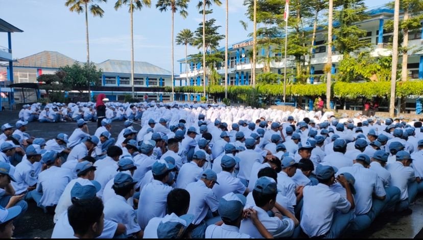 Apel Pagi SMK Mutu Wonosobo : Tadarus, Disiplin, Sosialisasi ASAT dan Bangun Semangat Prestasi Siswa - Gambar 7