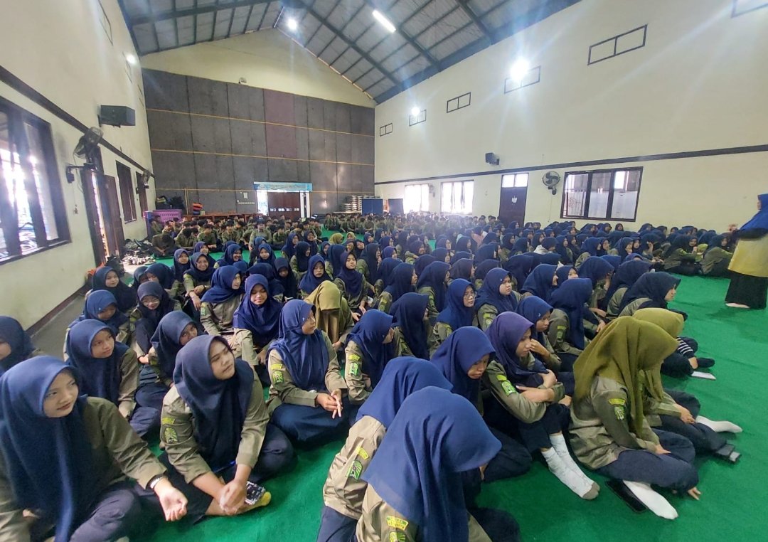 BIKKSA PDA 'Aisyiyah Wonosobo Kembali Gelar Kunjungan Ketiga Goes to School Tahun 2026 di SMADIWA - Gambar 6