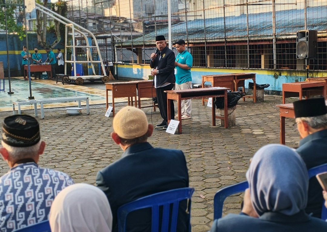 Pertama di Wonosobo, KBIHU Gema Arofah dan Lazismu Sembelih 171 Kambing Dam Haji di Tanah Air - Gambar 4