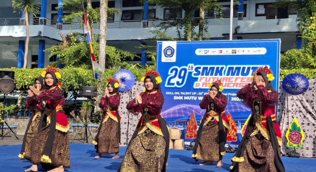 Talent Up in Tradition: Panggung Budaya Spektakuler di Anniversary SMK Mutu”  RABU, 13 Mei 2026, SMK Mutu Wonosobo - Gambar 10