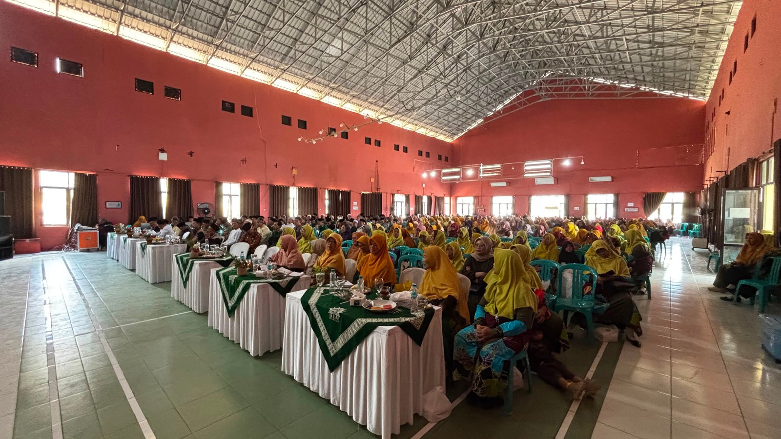 Pengajian Triwulan PCM Selomerto Hadirkan 1.000 Jemaah, Bahas Ukhuwah hingga Angka Anak Putus Sekolah - Gambar 9