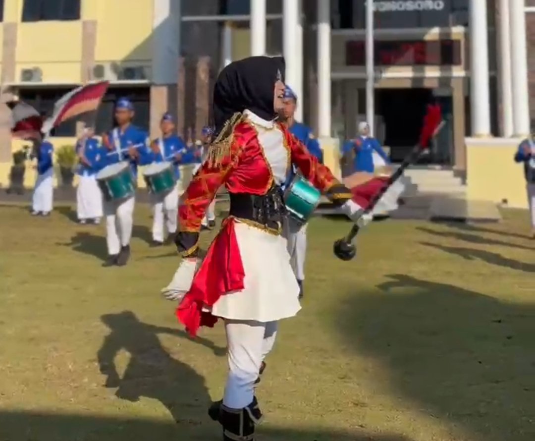 Hebat ! SMK Muhammadiyah 1 Wonosobo Mewakili Polda Jateng Dalam Ajang Defile Kapolri Cup Nasional 2026 - Gambar 12