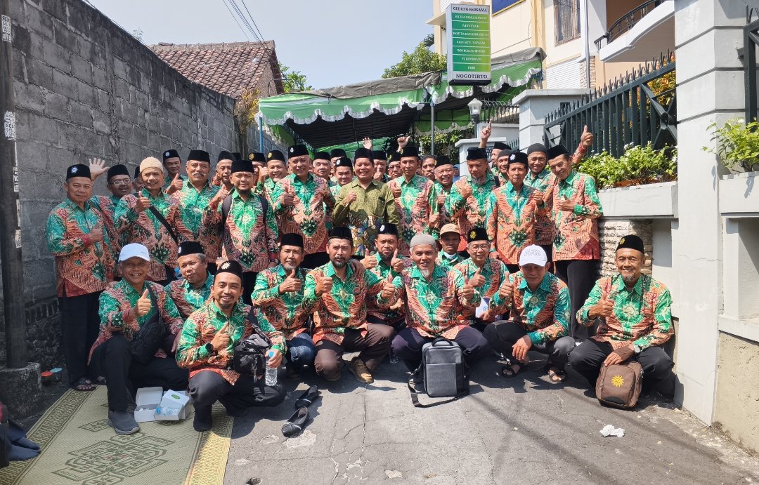 Sinergi Ekonomi Dakwah, PDM Wonosobo Rihlah dan Studi Tiru ke PRM Nogotirto Sleman - Gambar 1