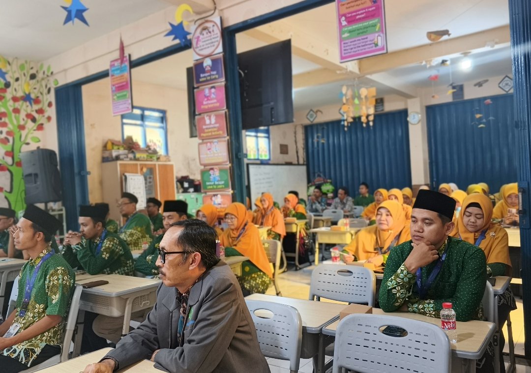 51 Guru dan Karyawan SD Muhammadiyah Sudagaran Siap ‘Digembleng’ Jadi Kader Ideologis dan Profesional di Baitul Arqam - Gambar 4