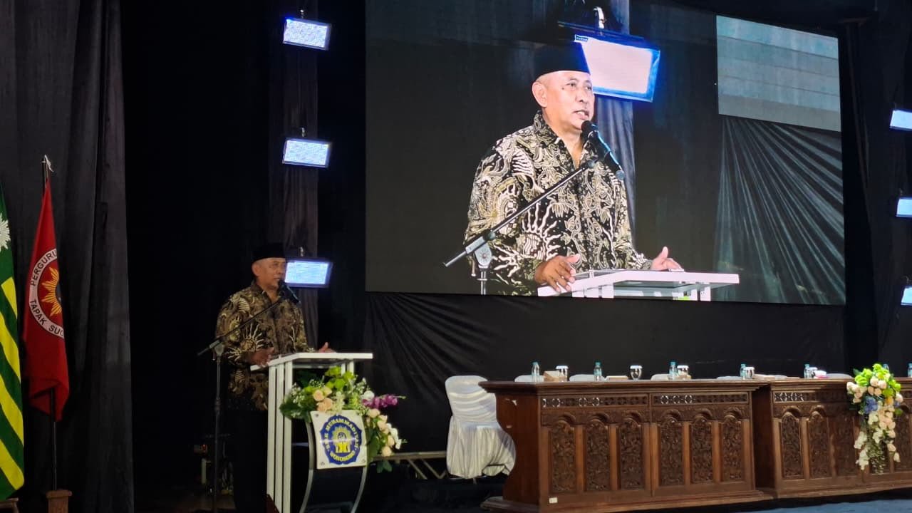 Ready to Rise: SMK Mutu Wonosobo Siap Berkarya dan Bersaing, Luluskan 306 Siswa dalam Wisuda ke-26 - Gambar 4
