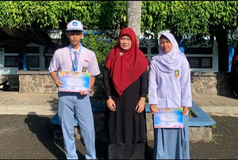 Apel Pagi SMK Mutu Wonosobo : Tadarus, Disiplin, Sosialisasi ASAT dan Bangun Semangat Prestasi Siswa - Gambar 1