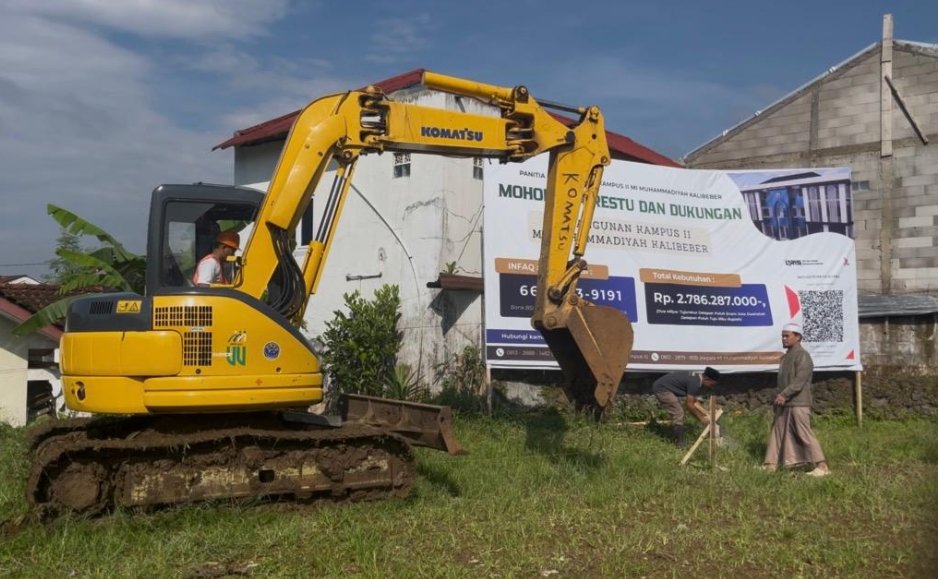 Peletakan Batu Pertama Kampus II MI Muhammadiyah Kalibeber (HAMKA), Wujud Komitmen Membangun Generasi Unggul - Gambar 10
