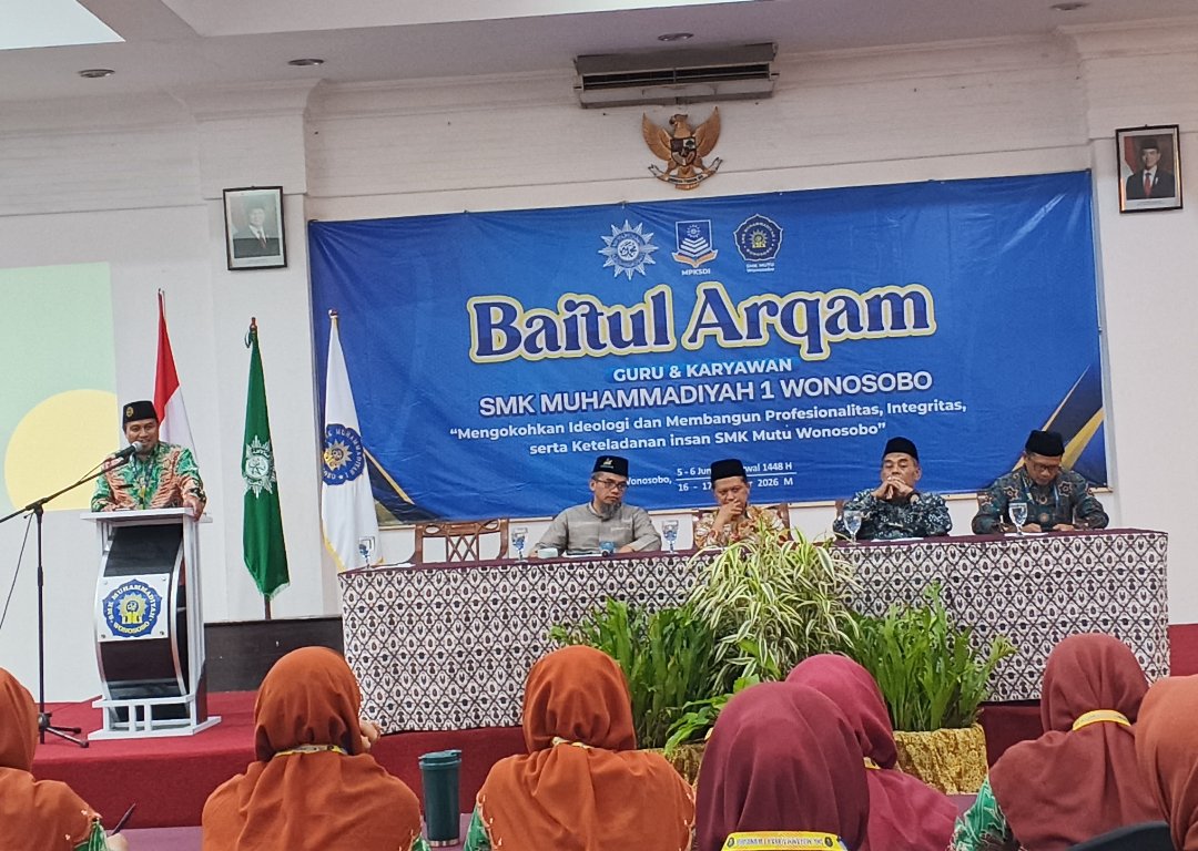 Kokohkan Ideologi Kader, SMK Mutu Wonosobo Gelar Baitul Arqam Guru dan Karyawan  - Gambar 11