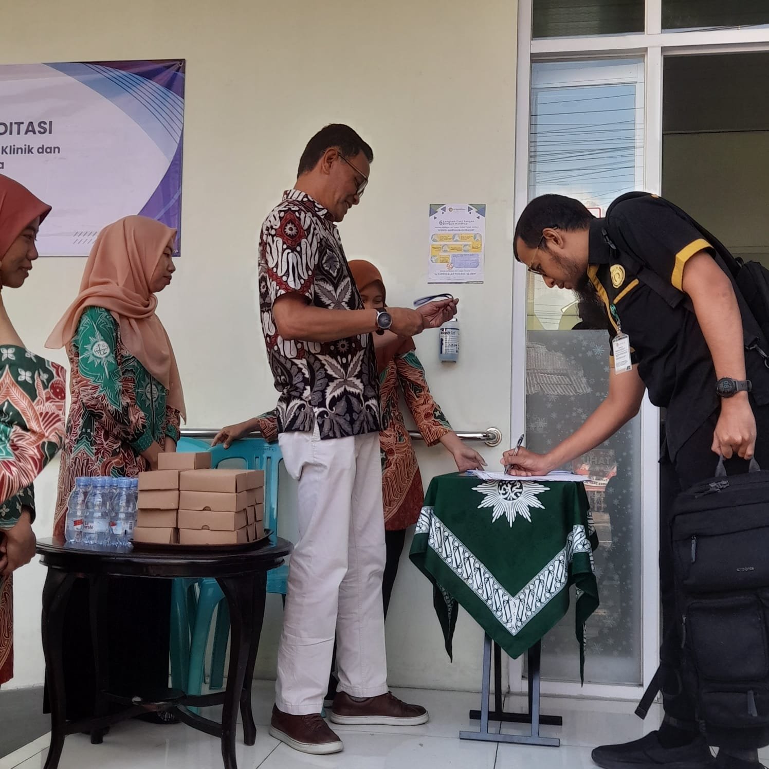 Klinik Pratama PKU Muhammadiyah Sapuran Jalani Akreditasi, Perkuat Mutu Pelayanan Kesehatan untuk Masyarakat - Gambar 14