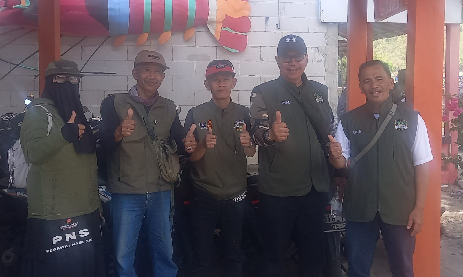 Meriah ! 208 Anggota Bikersmu Chapter Wonosobo Gelar Touring ke-8 Menuju Pantai Jetis Cilacap - Gambar 9