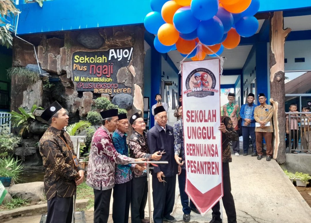 Resmikan Sekolah Bernuansa Pesantren, MI Muhammadiyah Plus Leksono Usung Slogan Baru : "Ngaji Ceria, Prestasi Juara, Santri Mendunia" - Gambar 3