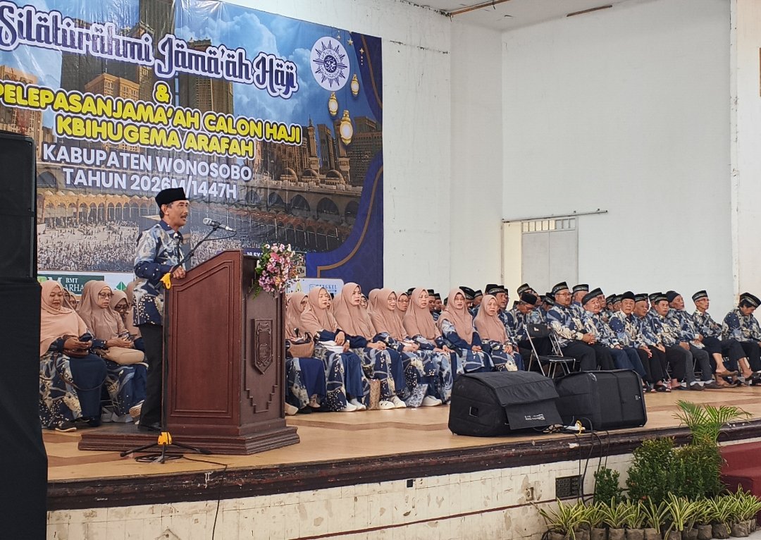 Ribuan Jamaah Hadir Dalam Silaturahmi Jamaah Haji dan Pelepasan Calon Jamaah Haji KBIHU Gema Arofah Tahun 2026 - Gambar 4