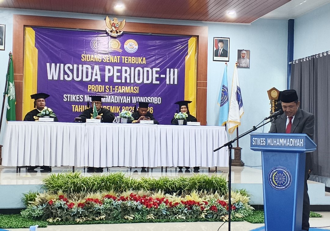 Stikesmu Wonosobo Wisuda 23 Sarjana Farmasi, Bupati Afif Dorong Percepatan Regenerasi SDM Kesehatan - Gambar 6