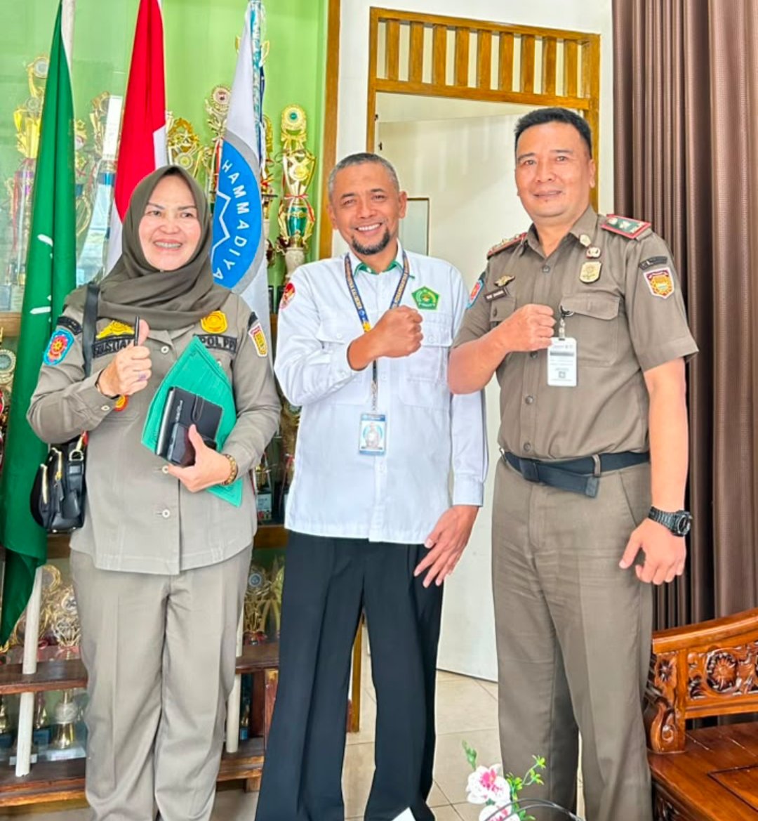 Tanamkan Karakter Sejak Dini, MI Hamka Wonosobo Gandeng Satpol PP di Hari Kedua MATAMUDA - Gambar 7