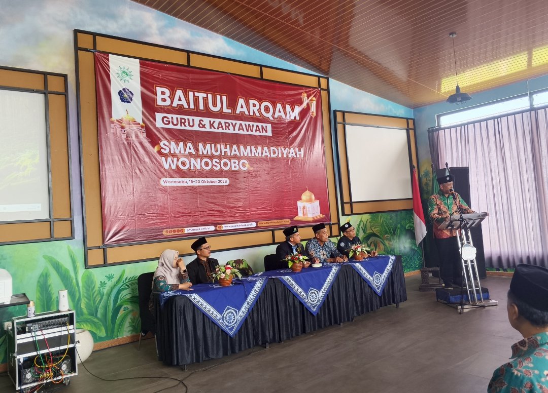 3 Pesan Bermakna Ketua PDM Wonosobo dalam Baitul Arqam SMA Muhammadiyah Wonosobo - Gambar 6