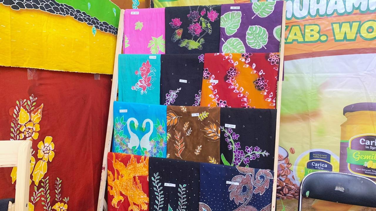 MEC SMK Mutu Wonosobo Tampil Percaya Diri di Wonosobo Expo 2026, Angkat Karya dan Semangat Wirausaha Pelajar - Gambar 11